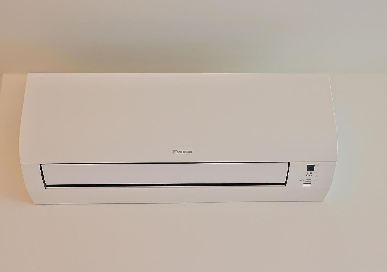 New Cozy 2 Room Pink Apartment Bratislava 058 מראה חיצוני תמונה